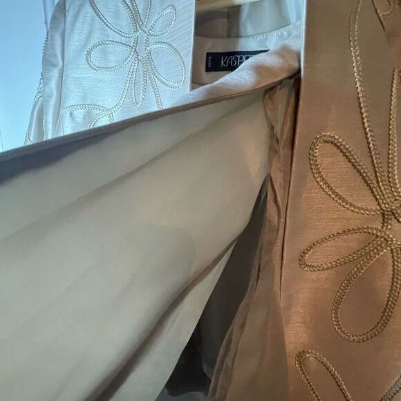 Kasper Two Piece Shell & Jacket - Picture 14 of 14